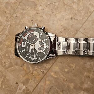 Brand new mens watch Geneve